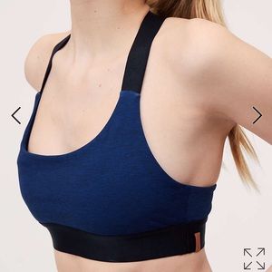 Lou & Grey Form sports bra
